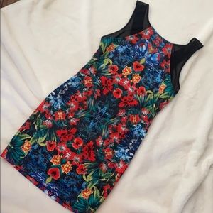 Gorgeous tropical mini dress🌺